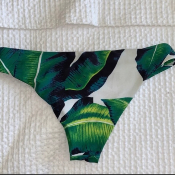 Bikini Set - Picture 6 of 6